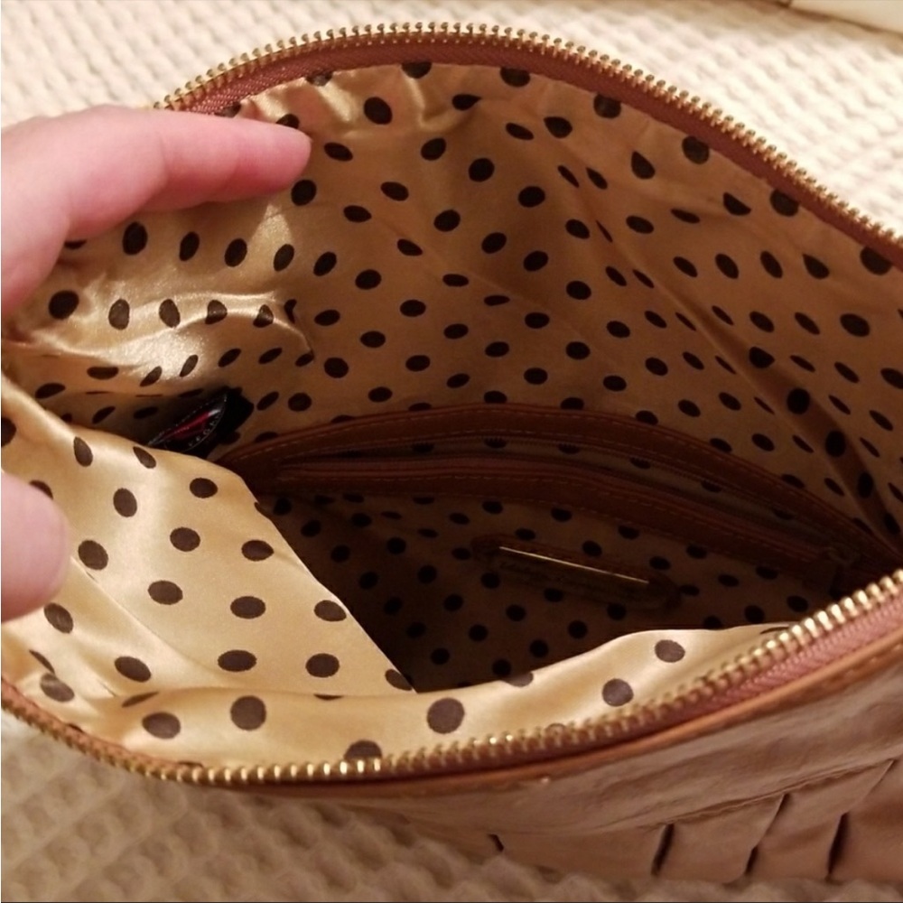 Vegan leather crossbody purse - Picture 4 of 6